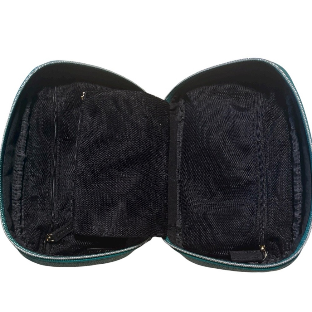 Bobbi Brown Green Pebbled Leather Cosmetic Case - Picture 8 of 9